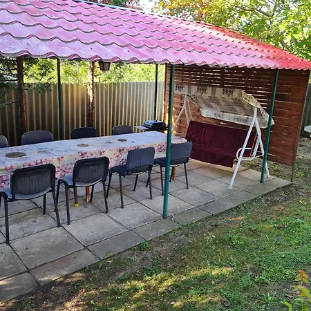 דירה Andornaki Apartman *